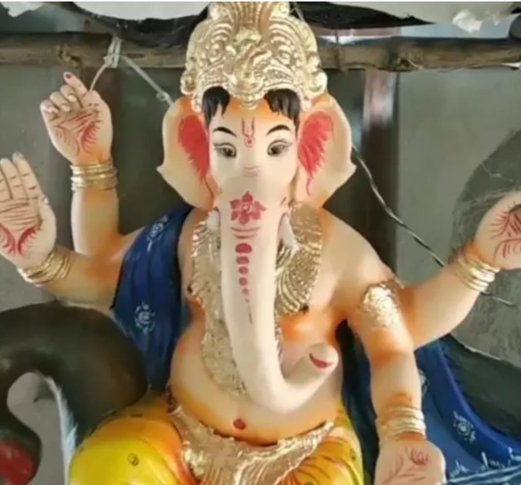 Babul idol workshop B4 Ganesh Idol face Making Mold Fiber 2-4 feet Idol Coverage Work in Clay | Ganesh face Mould
